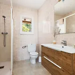 Dolfins By Escape Villa *